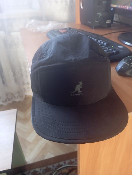 Продам кепку Kangol