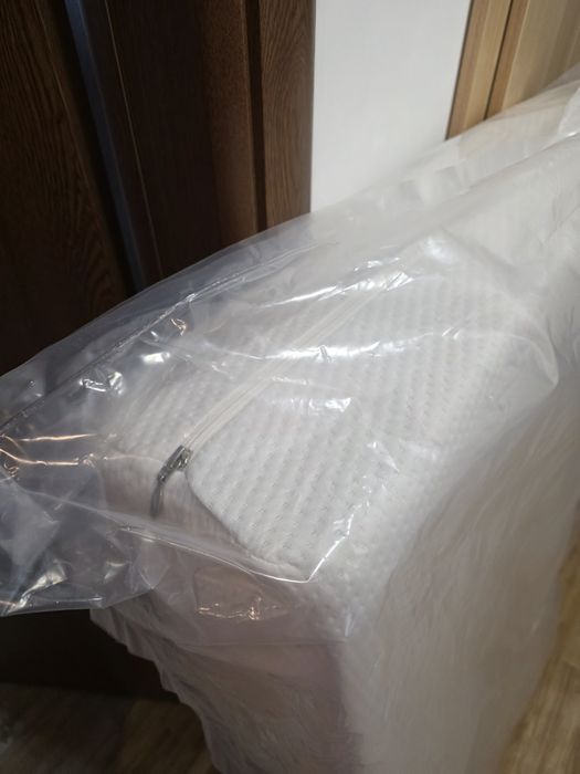 Saltea 70 x 140 x 20, stare foarte bună