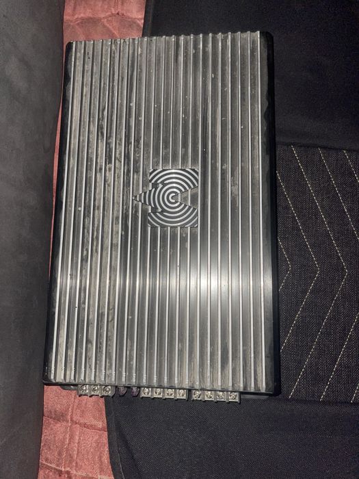 Uslitr sotiladi4.80 700 W