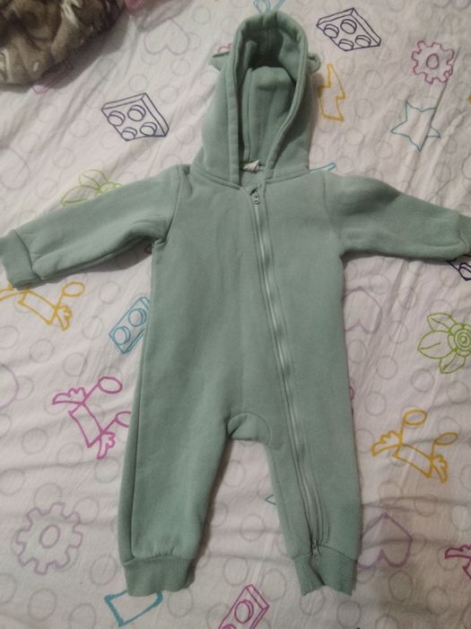 Комбез на 6-9 м.