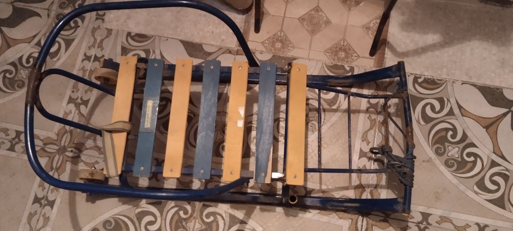 Санки б.у. с ручкой