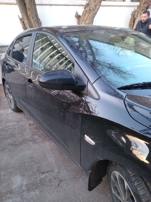 Monza 1.3 Turbo sotladi