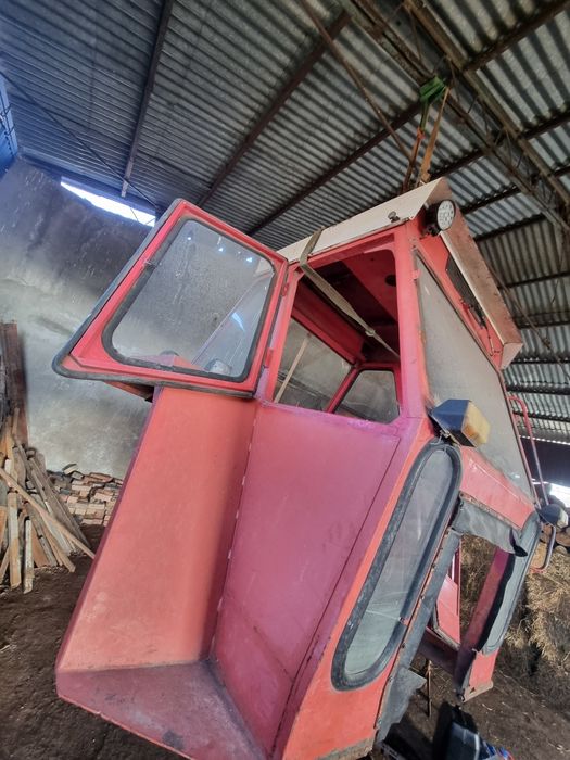 Cabină tractor U 650