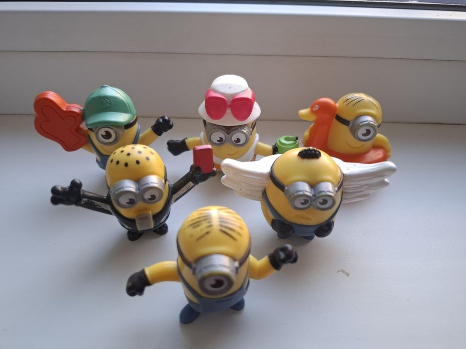 Set 6 figurine Minioni de colectie