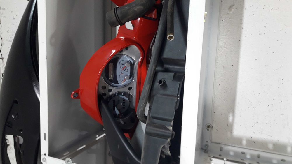 Piaggio Gilera Aprilia Peugeot Части