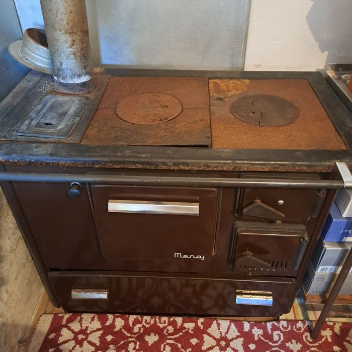 Soba bucatie cu plita si cuptor