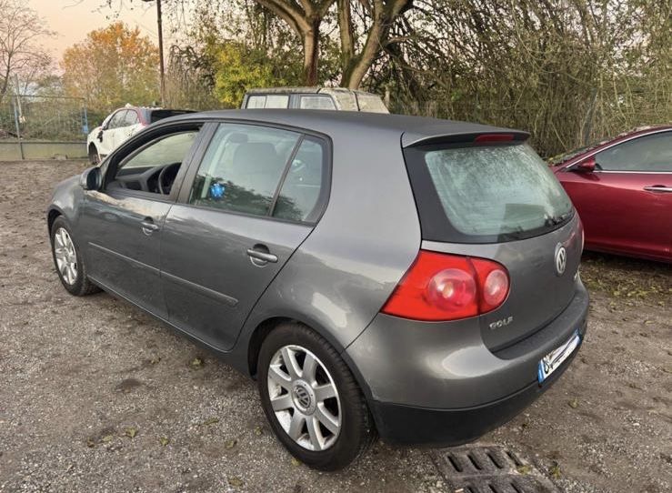 Vand golf 5  automat