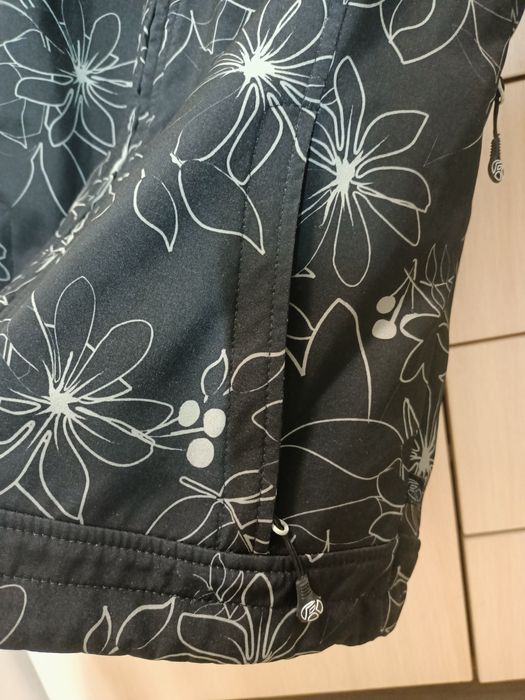 продам куртку, разные вещи, платья, одежда