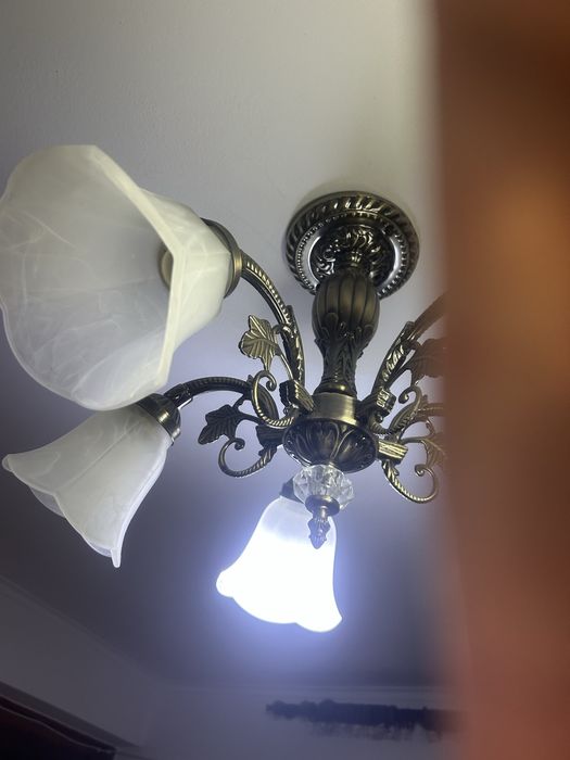 Lustra NOUĂ voluminoasa