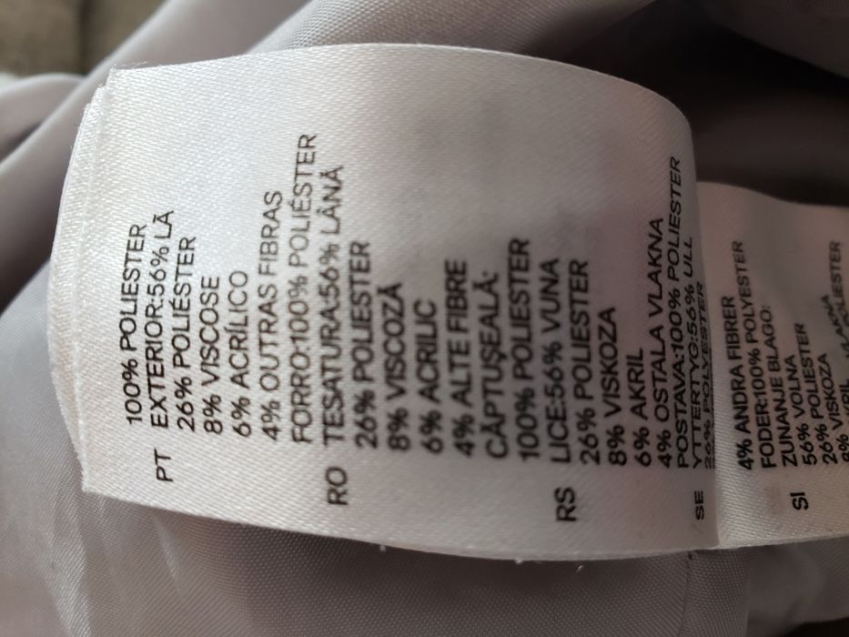 haina 56% lana, potrivita pentru nr. 40