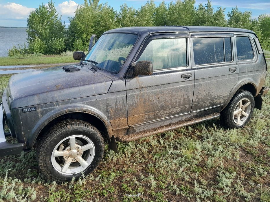 Продам ниву в хорошем состоянии.