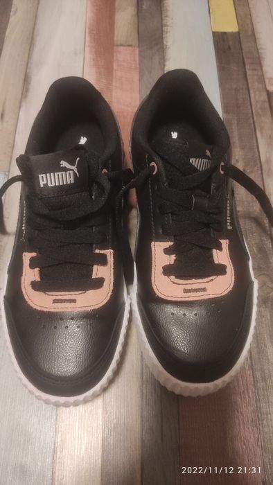 Нови обувки Puma 36