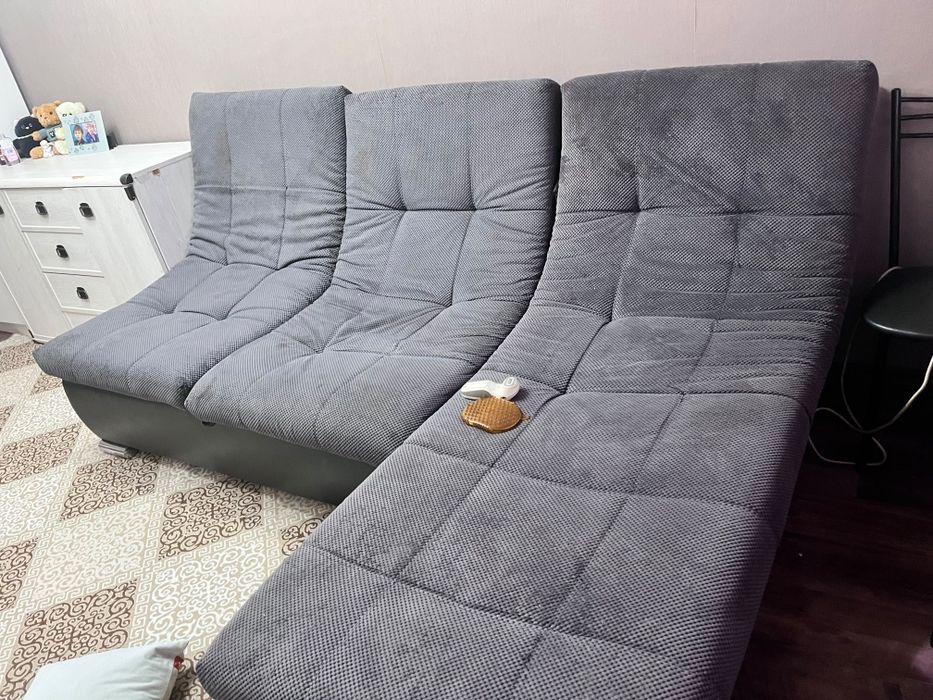 Продам диван ,, ,