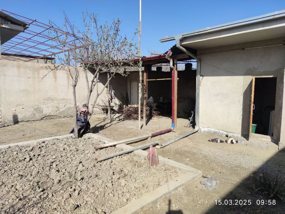 Hovli sotiladi ( konechka ).