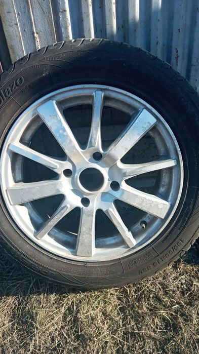 Продам шины на авто