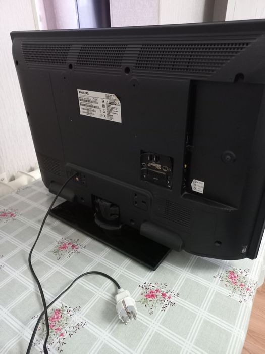 Телевизор PHILIPS  32