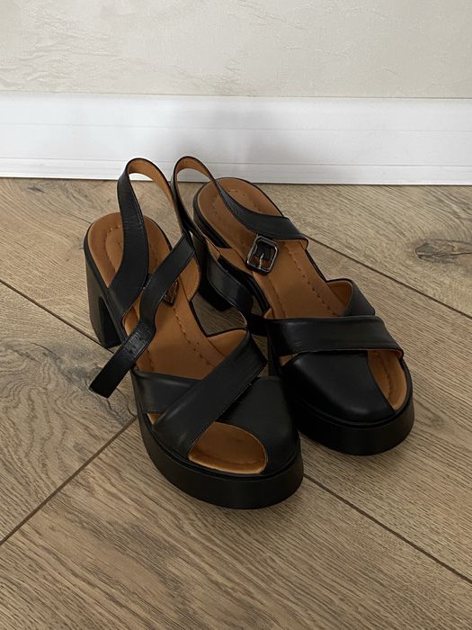 Босоножки, Турция