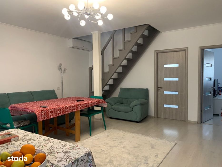 Valul Traian- Casă P+M,5cam 2bai 400 mp gaz preț.160.000 euro