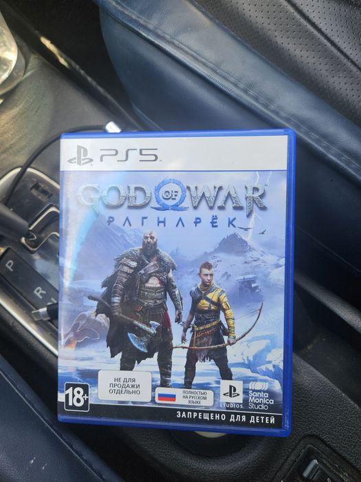 Продам диск God of war ragnarok