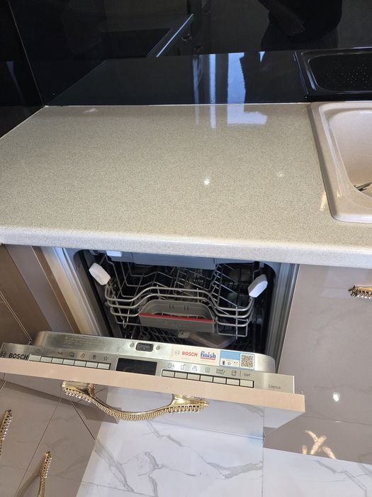 Продава се Двустаен апартамент в Хасково, Възраждане - 64 кв.м за 1275 €/кв.м - Снимка #2