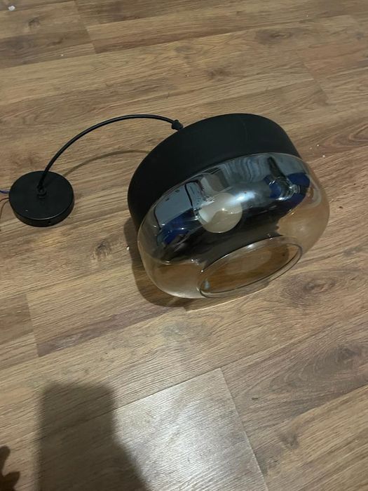 Потолочные светильники 2 штуки