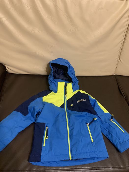 Vand geaca ski Nevica,marime 92-98,pentru copil 2-3 ani