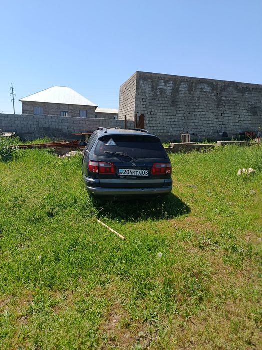 Продам toyota caldina