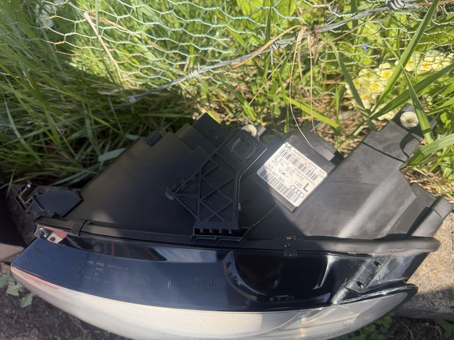 Faruri Audi A4B8 1.8 tfsi halogen light