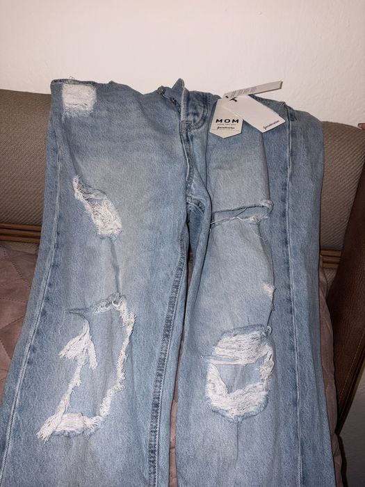 Дамски дънки mom от STRADİVARİUS