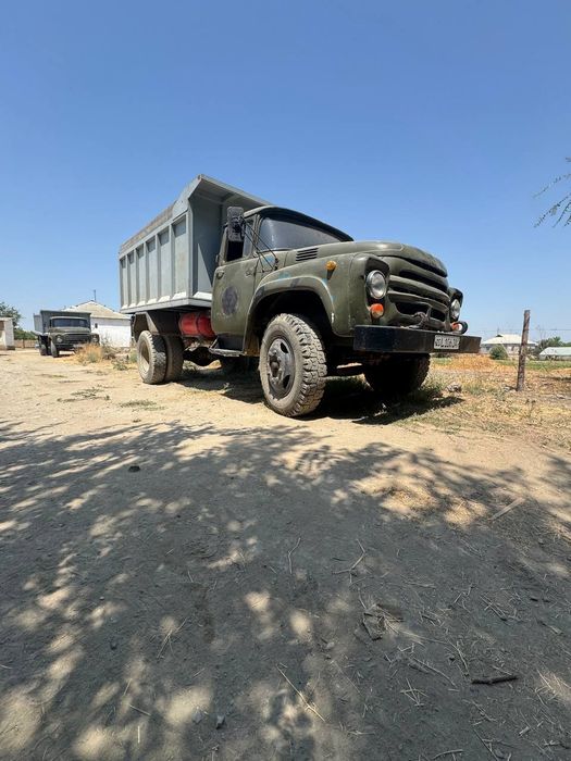 Zil 130 sotiladi soz holatda