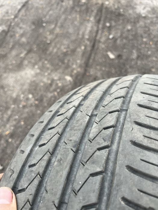Продам 2 летние шины