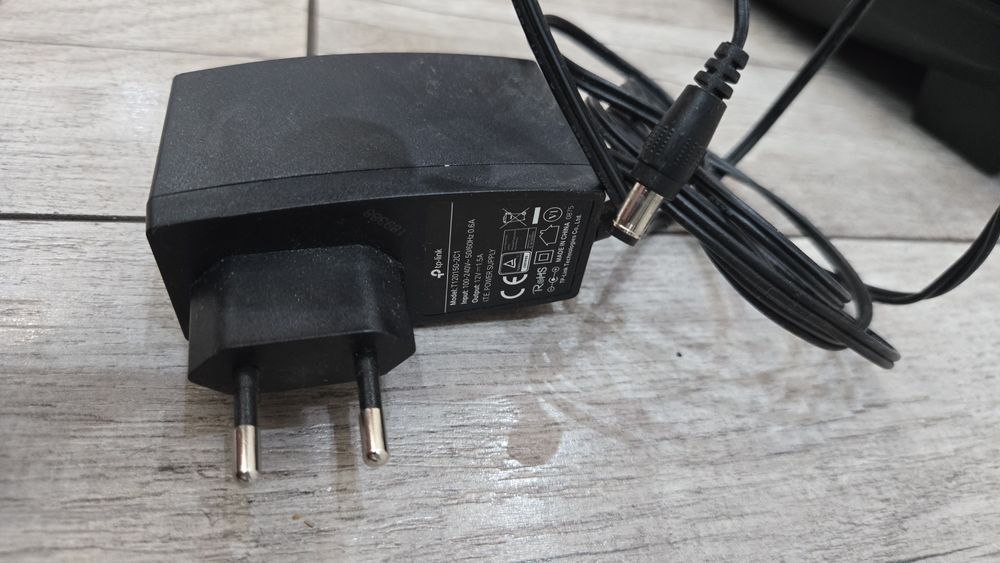 Телефон зарядка кабель