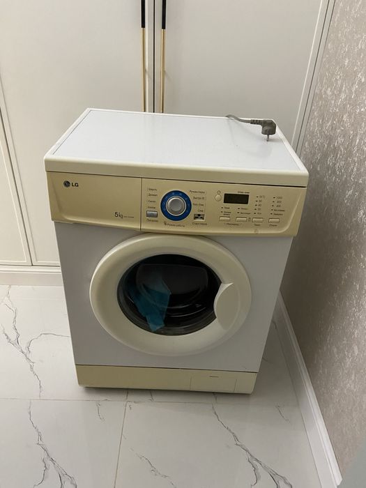 Продам стиральную машину