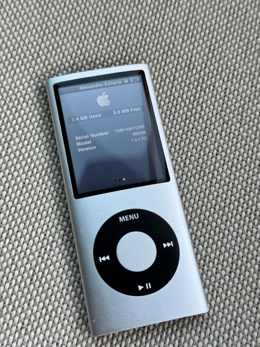Apple iPod nano 8 GB Silver 4th Generation Silver MB598 Iasi • OLX.ro