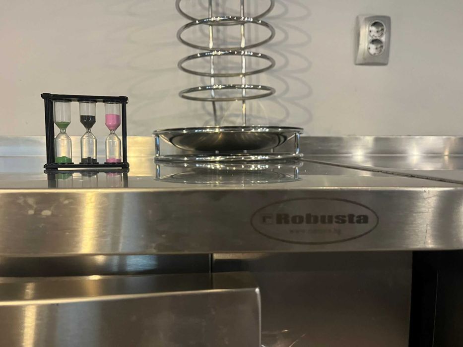 Изключителен ресторант в сърцето на Несебър – готов за работа!