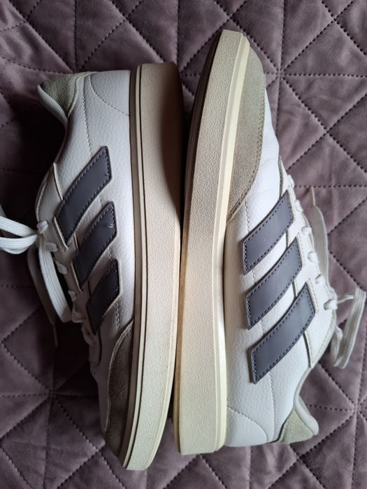 Sneakers Adidas Courtblock 42 ⅔
