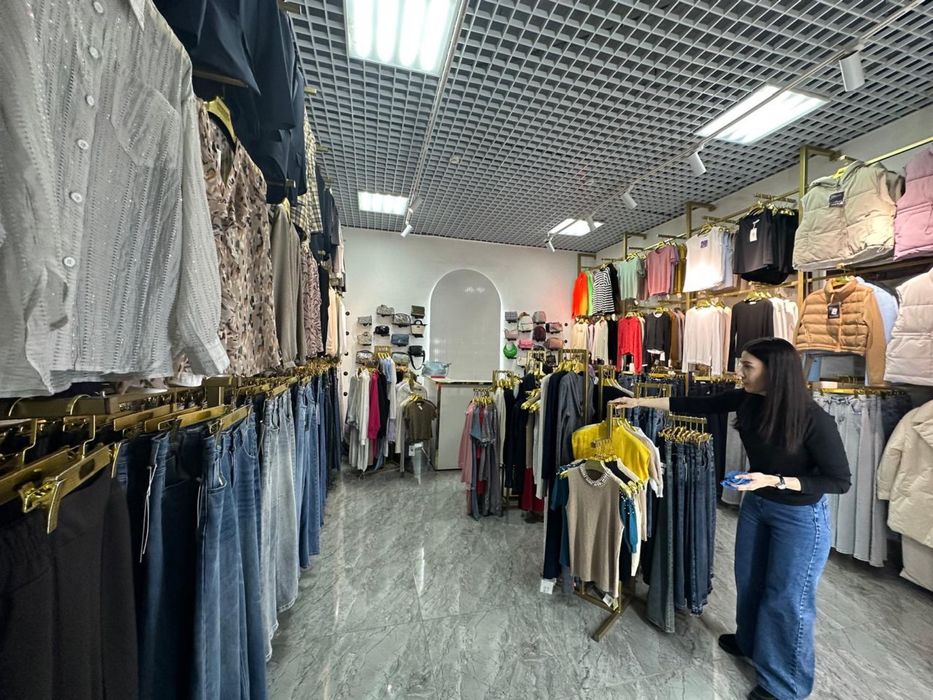 Продам бутик женской одежды