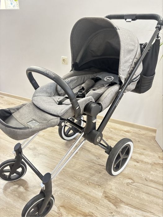 Бебешка количка Cybex Priam -шаси + седалка ТОП сьстояние