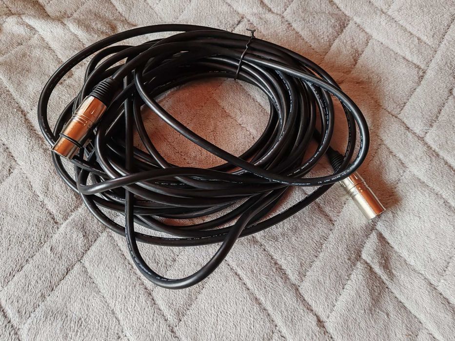 vand microfon de studio T.BONE ST-1000