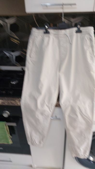 Брюки,куртки,джинсы разное