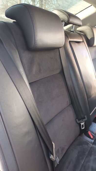 Vand audi a4 b7 pentru dezmembrări negociabil