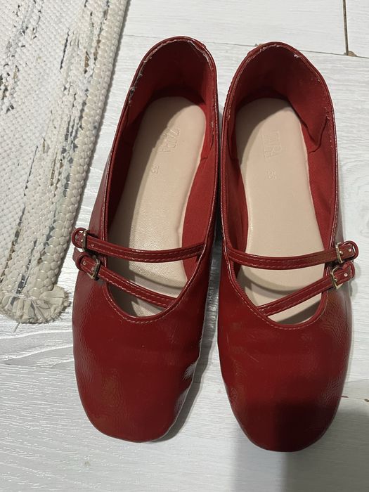 Красные балетки зара