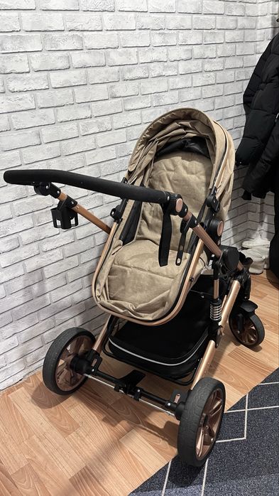 Продаётся детская коляска