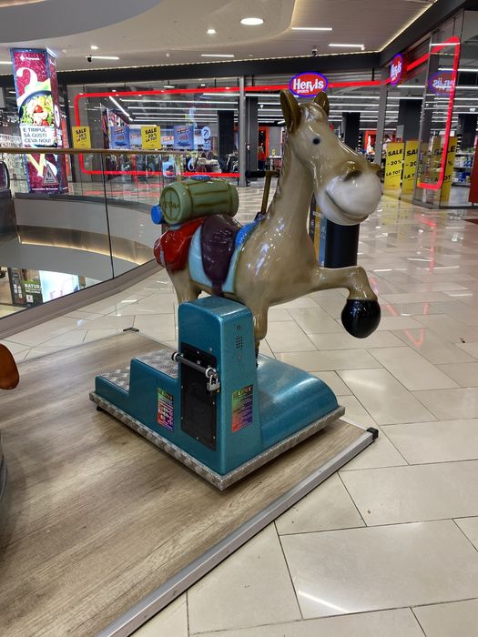 Vand kiddie rides air hockey masa de fotbal