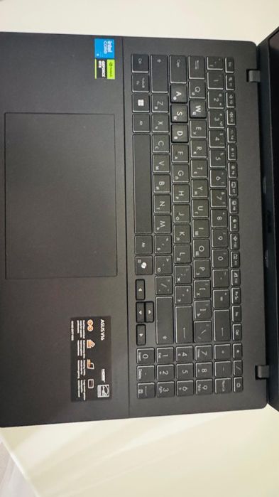 Ноутбук Асус продам срочно