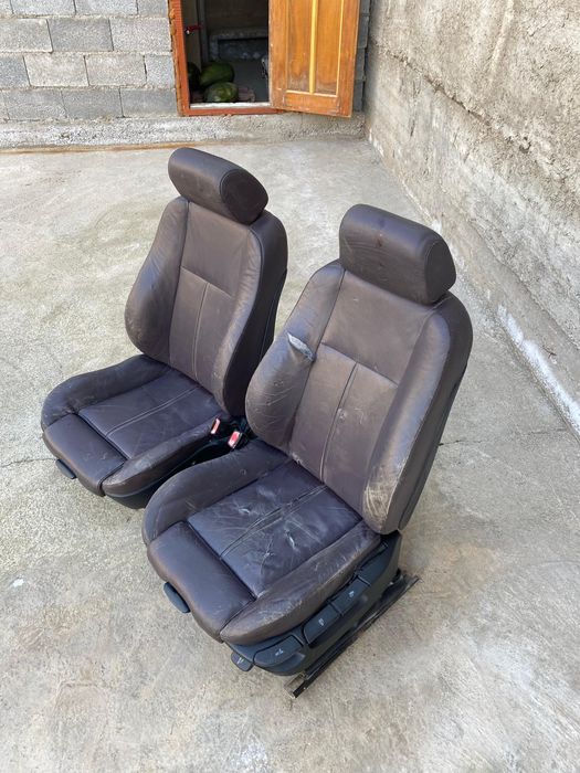 Сиденья на BMW рекаро