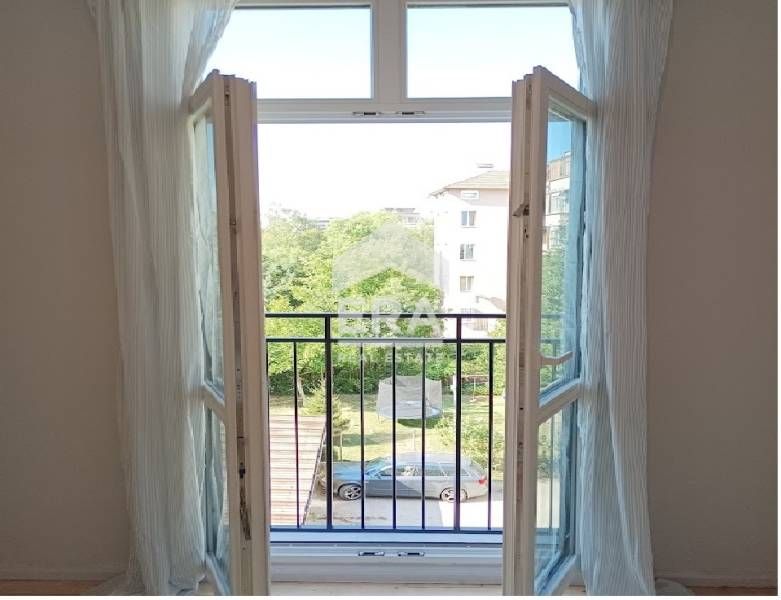 Продава се Четиристаен апартамент в София, Оборище - 101 кв.м за 4525 €/кв.м - Снимка #6