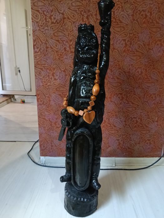 Vând Statueta africana