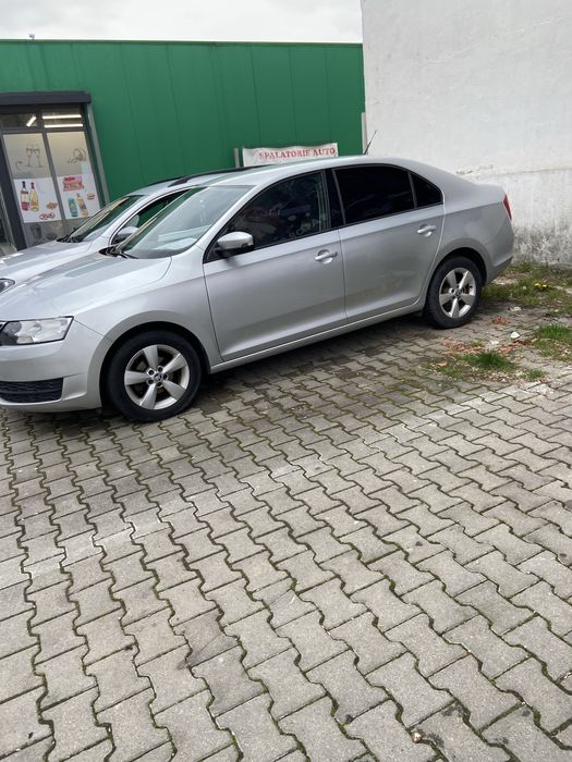 Skoda rapid 1.2 benzina automata