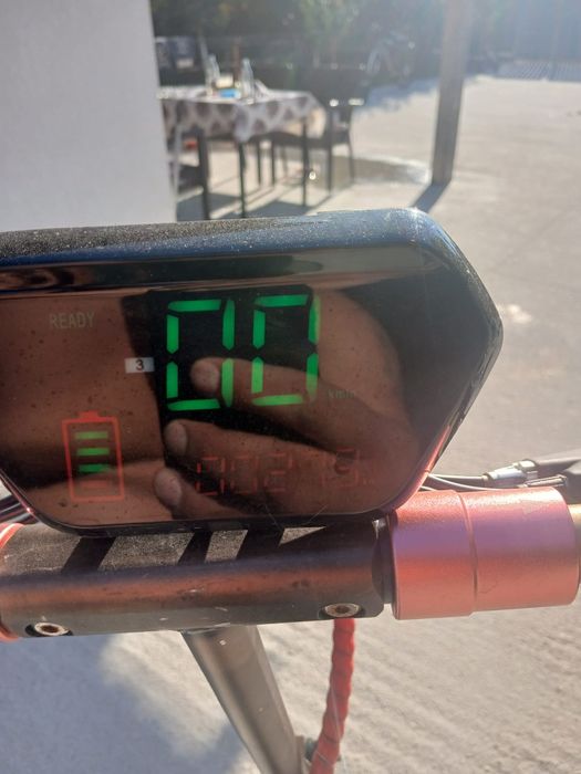 Vând scuter electric și trotinetă electrică